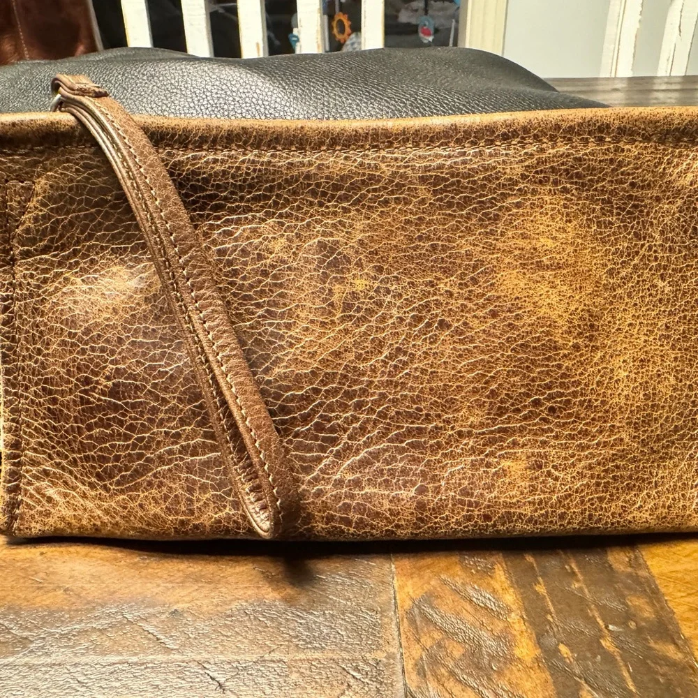 Rough & Tumble small Brown Butter Leather Wristlet - Picture 1 of 8